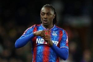 开云综合服务-记者：枪手总监&amp;主帅在7月亲自说服埃泽，这是球员加盟枪手的关键